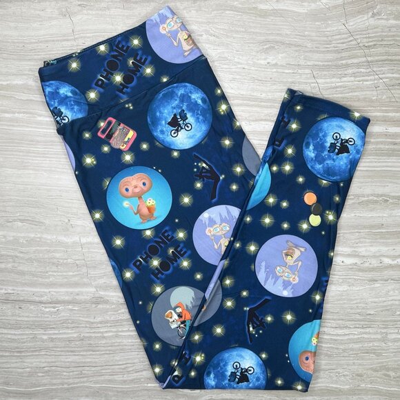 ET Movie Theme Print Blue Leggings - Soft & Stretchy  High-Rise Yoga Waistband - Picture 1 of 4